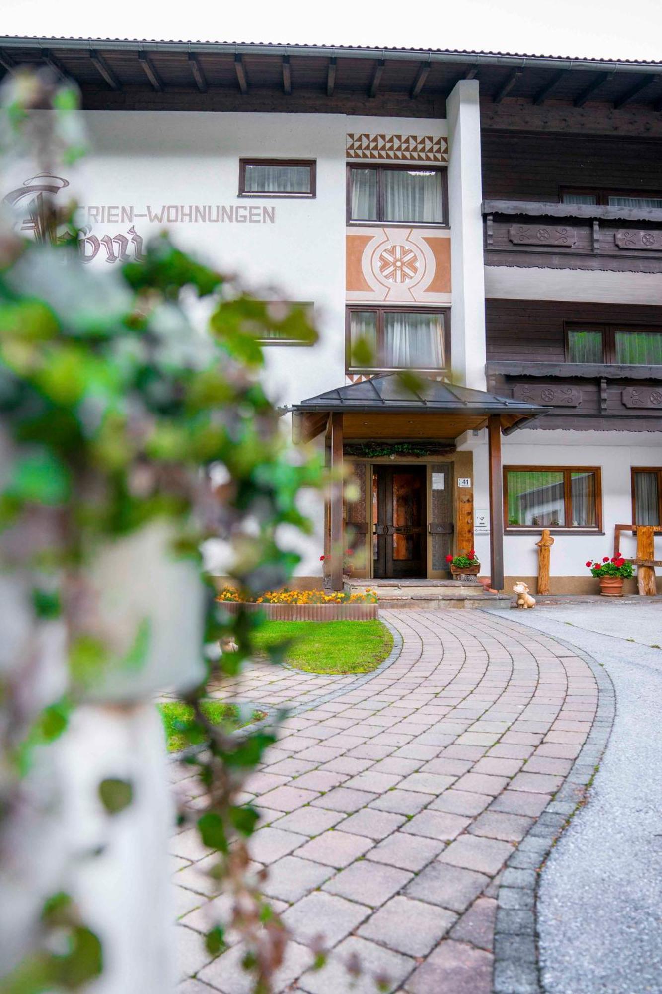 Ferienwohnungen Monja Und Dietmar Thoeni Arzl im Pitztal Exteriér fotografie