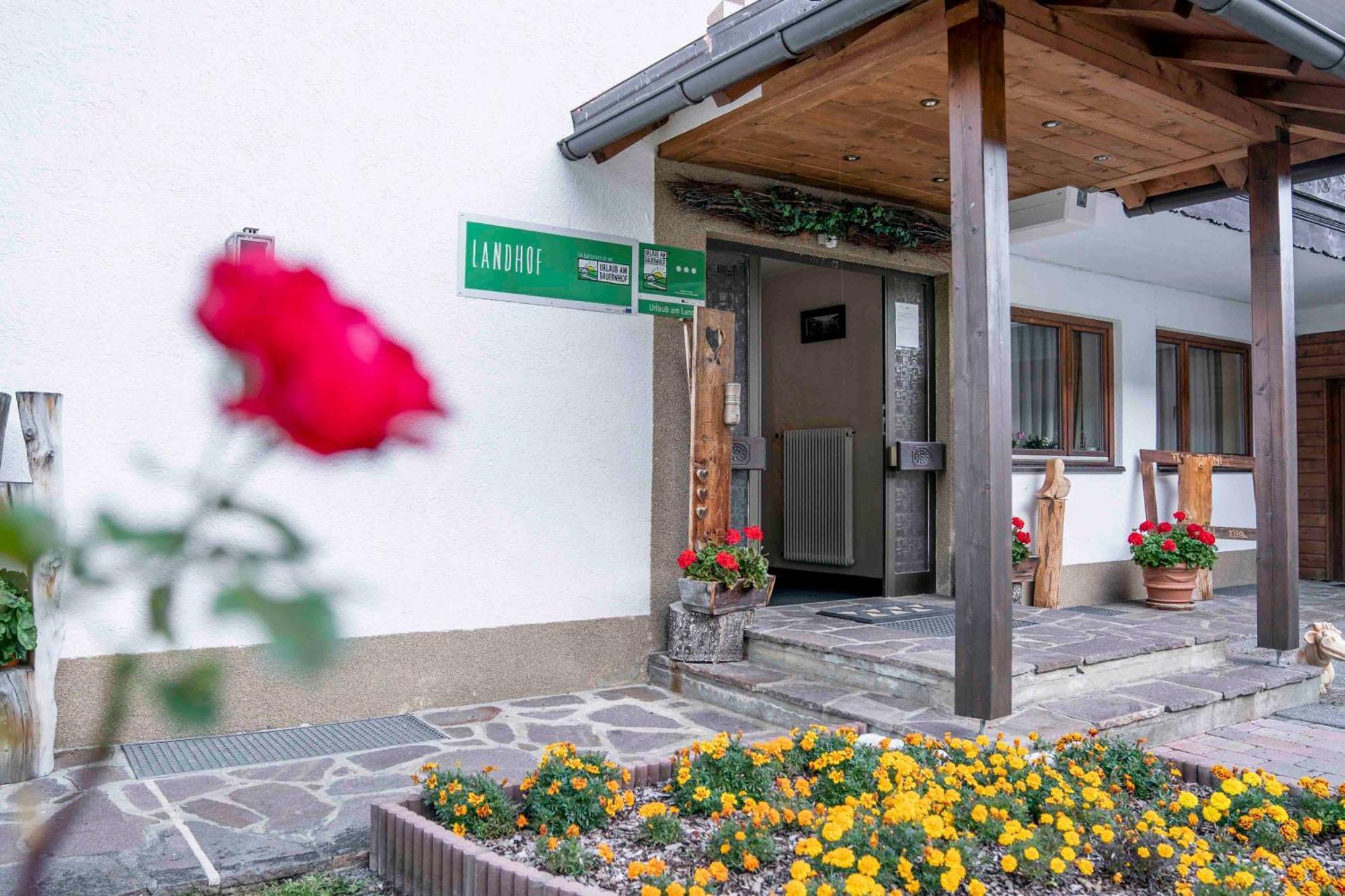 Ferienwohnungen Monja Und Dietmar Thoeni Arzl im Pitztal Exteriér fotografie